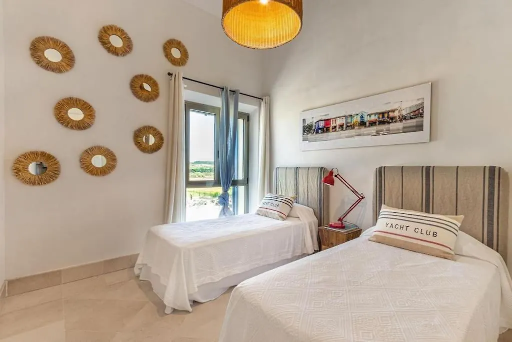 Beautiful Penthouse Overlooking Marina Channels Sotogrande Apartment
