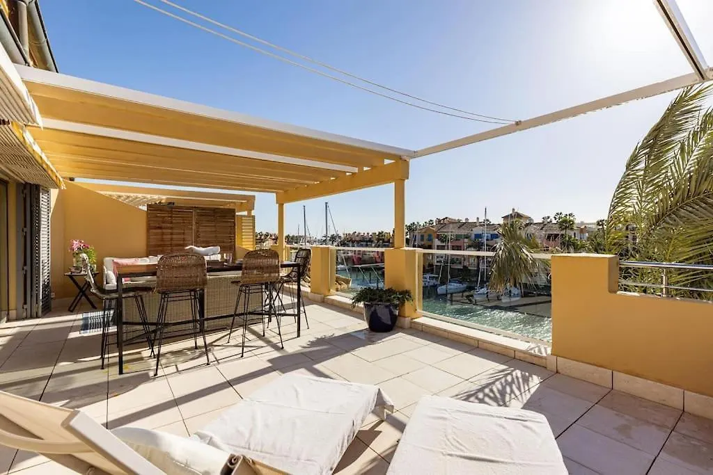 Apartment Beautiful Penthouse Overlooking Marina Channels Sotogrande